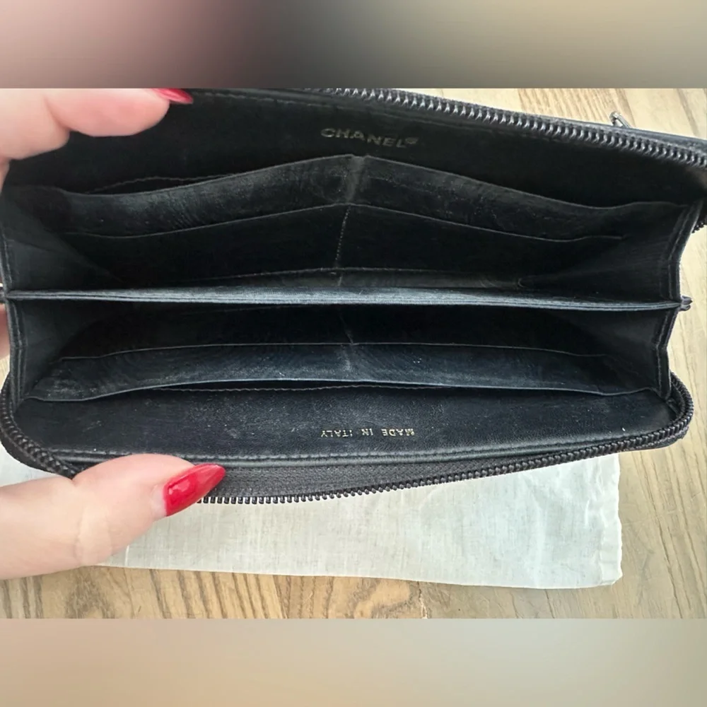 CHANEL Black Caviar Leather Zip Long Wallet